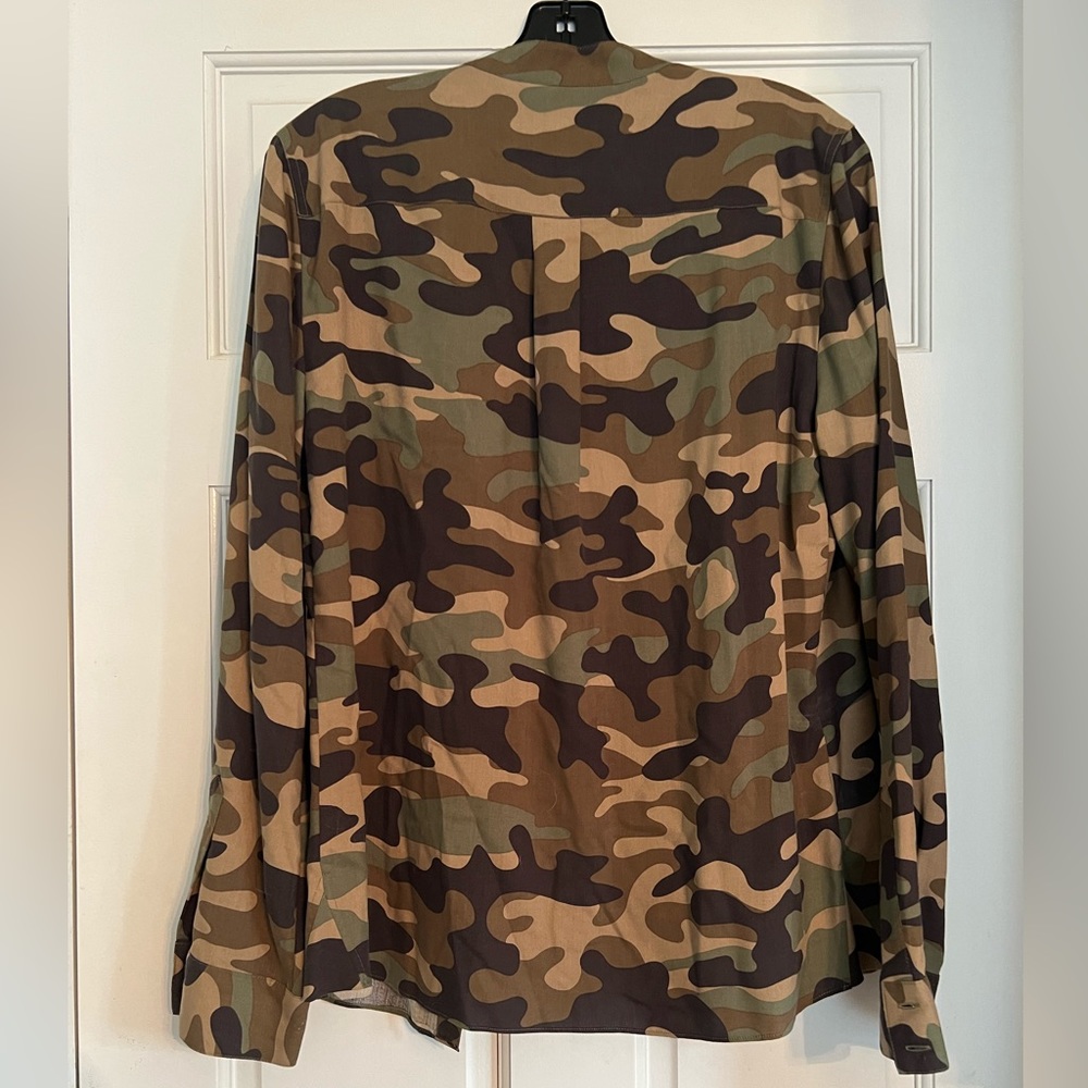 Bcbg Long Sleeve Button Down Camo Pattern. - image 2